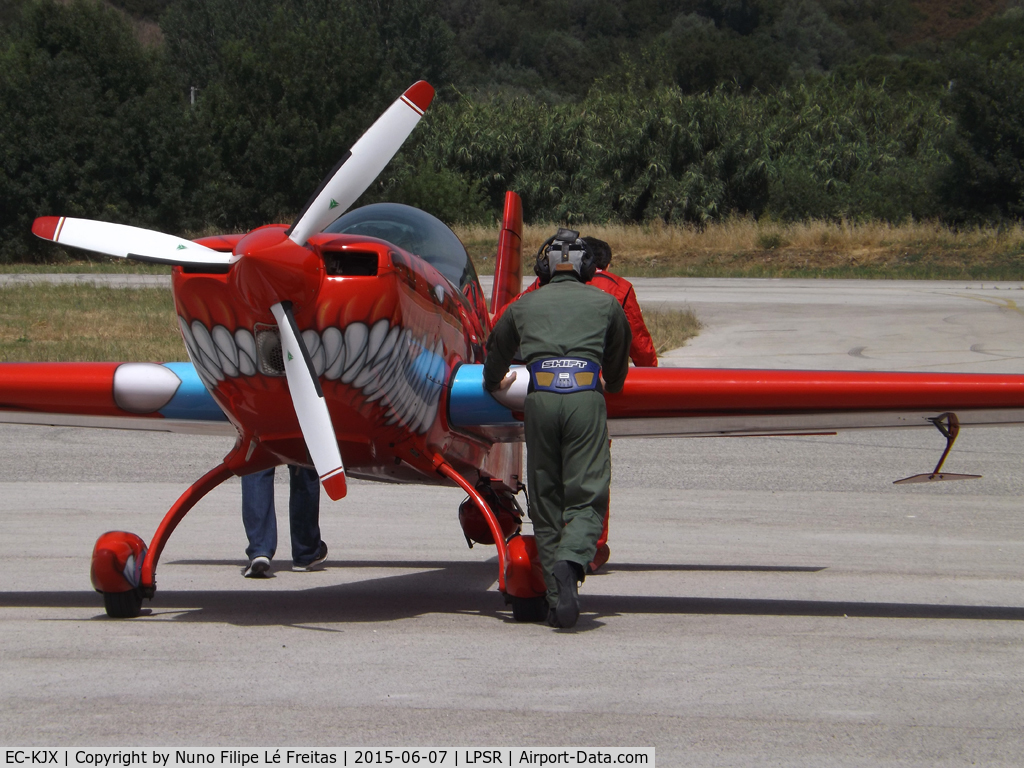 EC-KJX, Extra EA-300L C/N 1264, During the Plácido Air Cup.