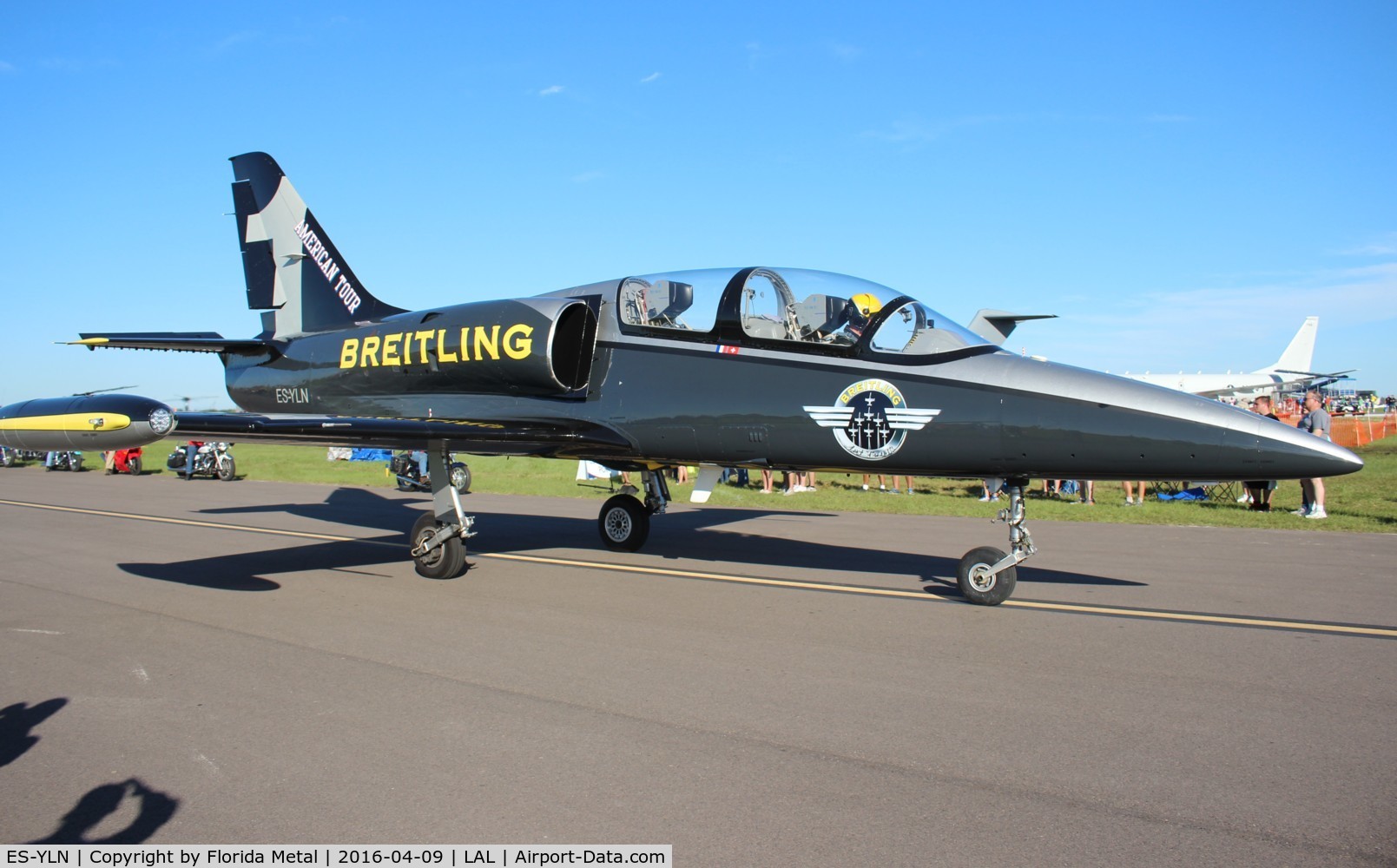 ES-YLN, Aero L-39C Albatros C/N 533637, Breitling