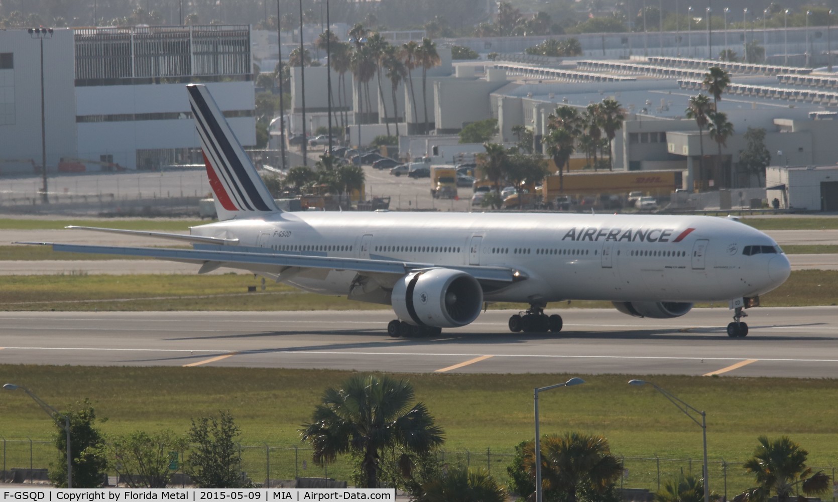 F-GSQD, 2004 Boeing 777-328/ER C/N 32726, Air France