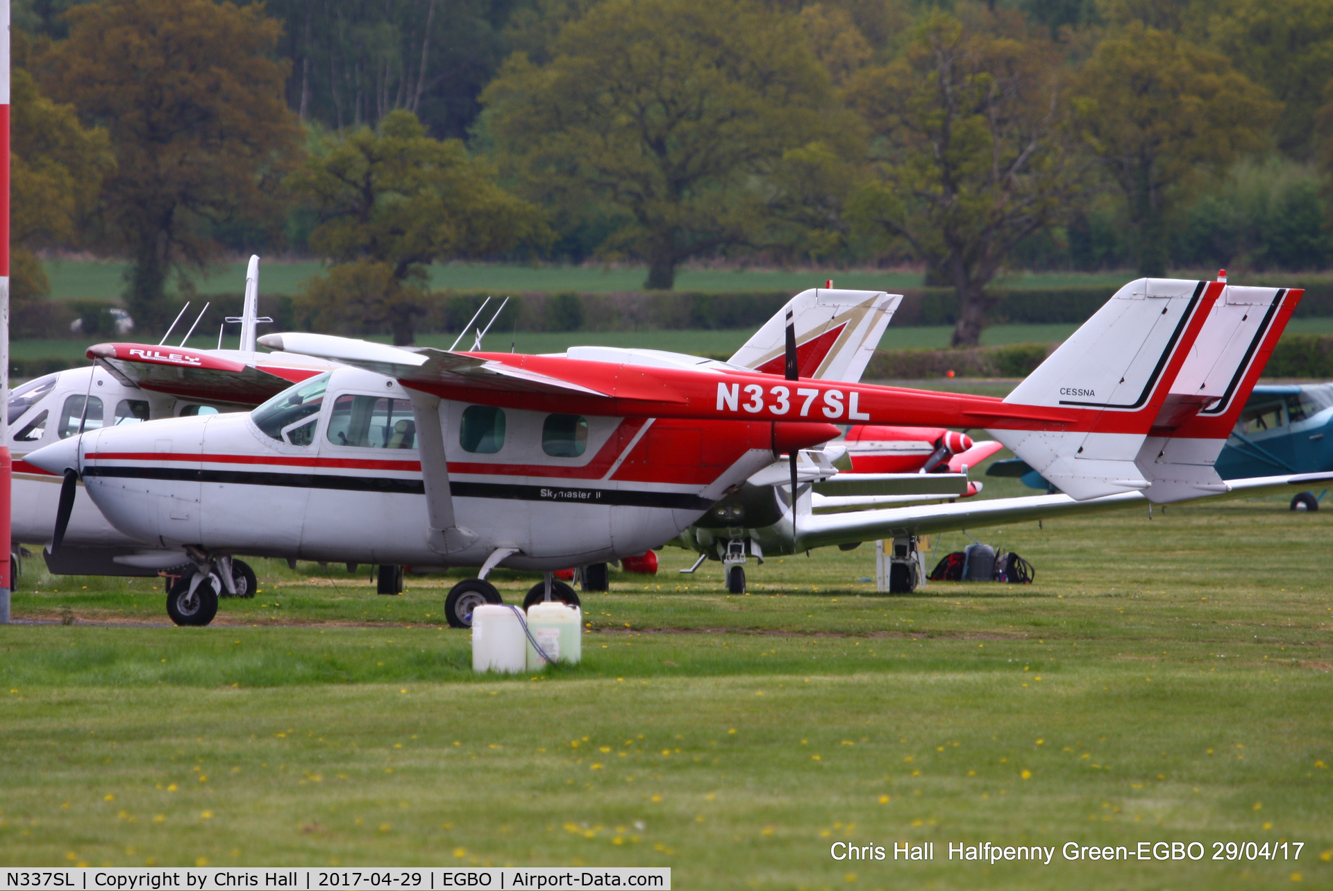 N337SL, 1974 Cessna 337G Super Skymaster C/N 33701612, at the Radial & Trainer fly-in