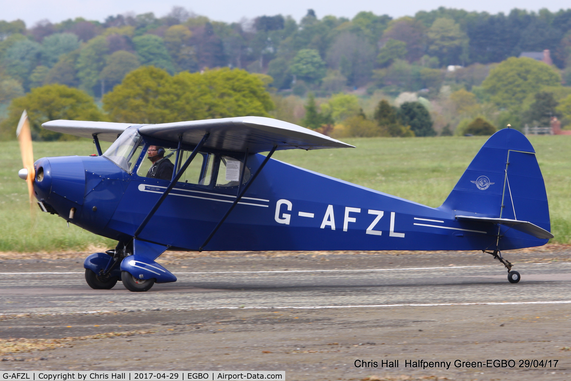 G-AFZL, 1939 Porterfield CP-50 Collegiate C/N 581, at the Radial & Trainer fly-in