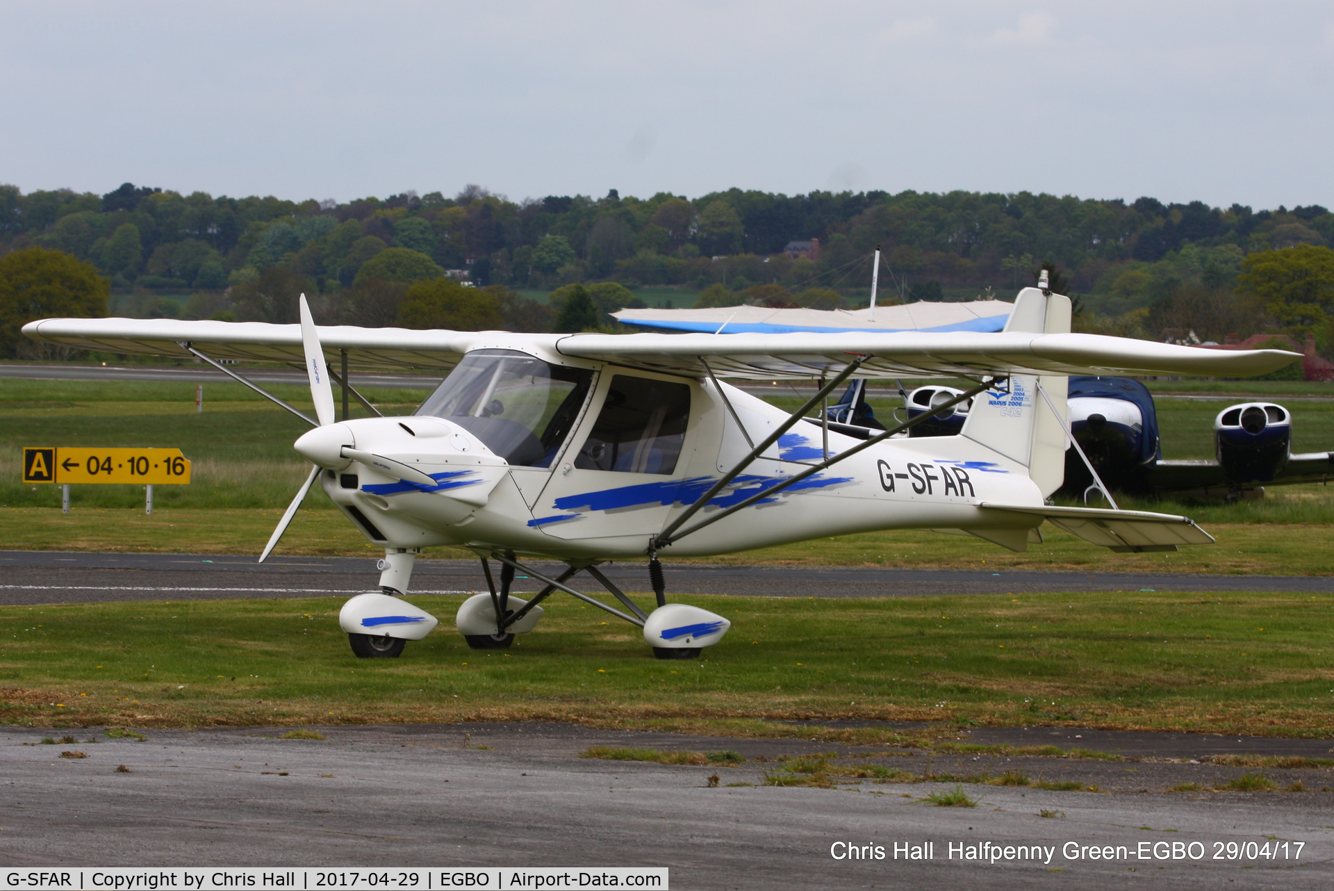 G-SFAR, 2007 Comco Ikarus C42 FB100 C/N 0704-6883, at the Radial & Trainer fly-in