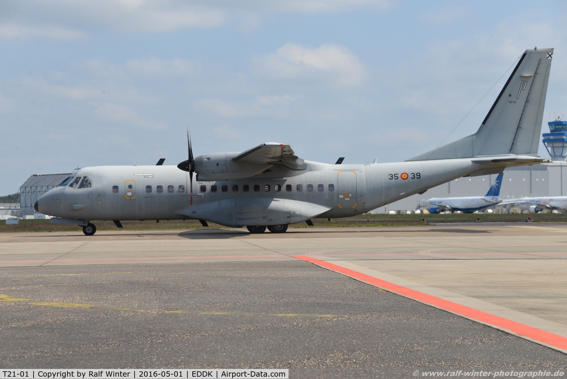 T21-01, 2001 CASA C-295M C/N EA03-02-002, CASA C-295M - AME Spanish Air Force - EA03-02-002 - T21-01 (35-39) - 01.05.2016 - CGN