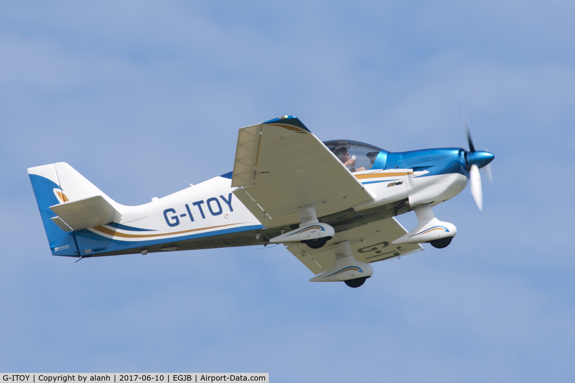 G-ITOY, 2015 Robin DR-400-140B Major Major C/N 2682, Departing Guernsey for the 2017 Aero Club Rally Navex