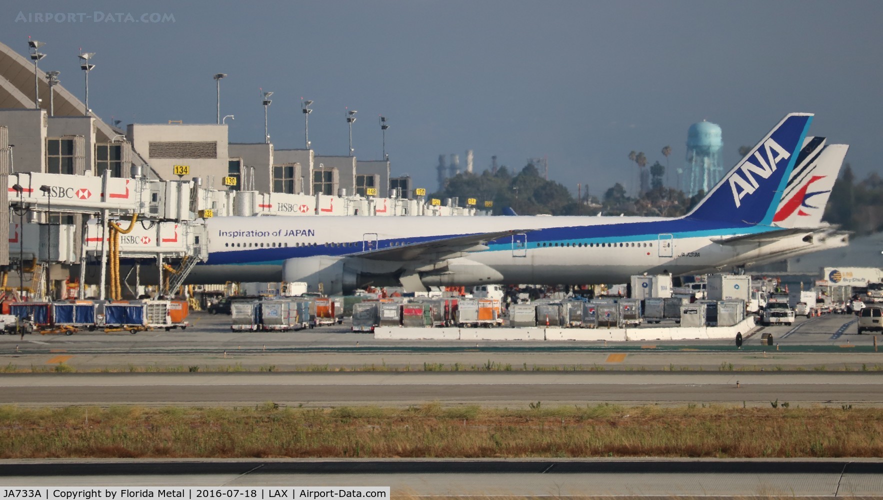 JA733A, 2005 Boeing 777-381/ER C/N 32648, All Nippon