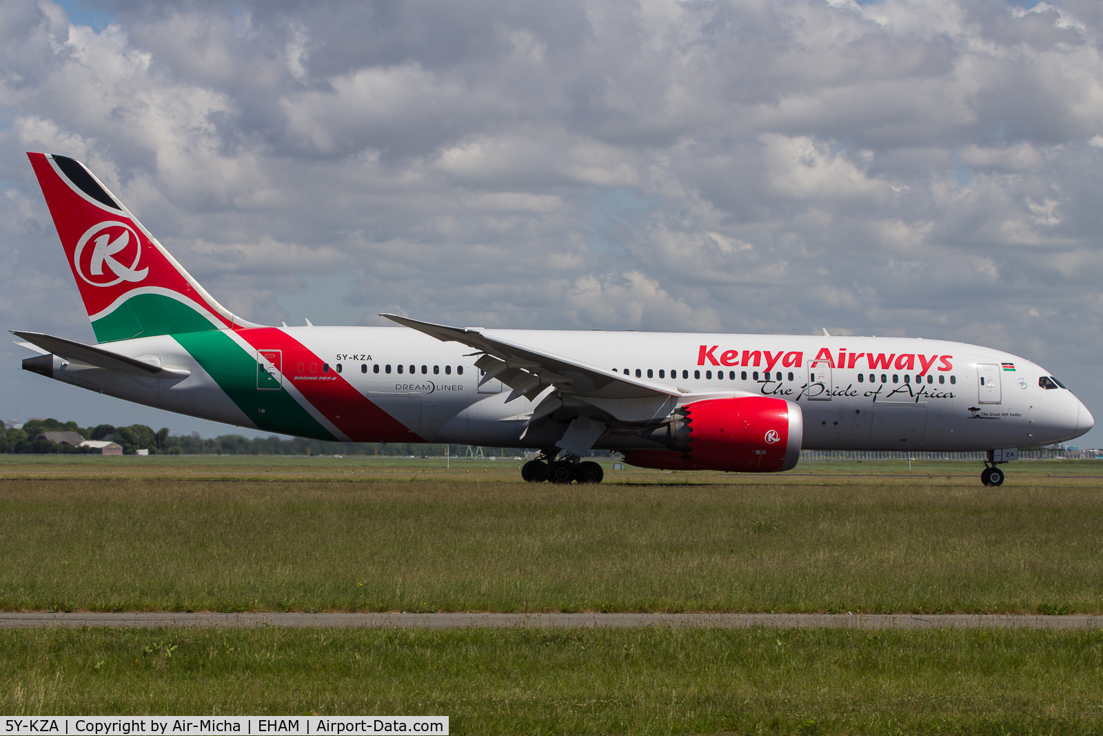 5Y-KZA, 2014 Boeing 787-8 Dreamliner C/N 35510, Kenya Airways