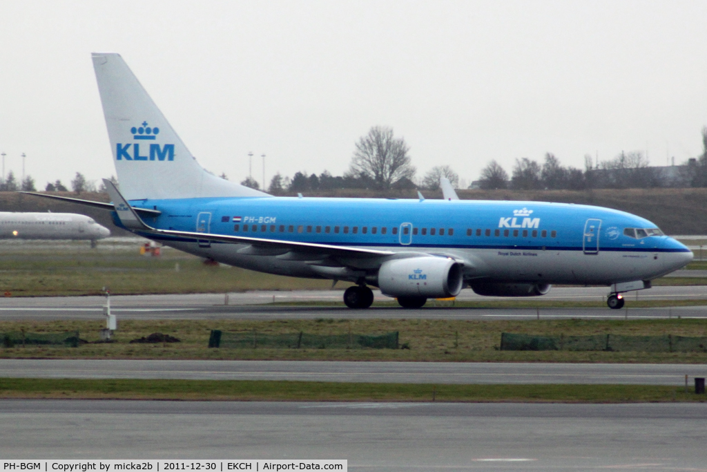 PH-BGM, 2011 Boeing 737-7K2 C/N 39255, Taxiing