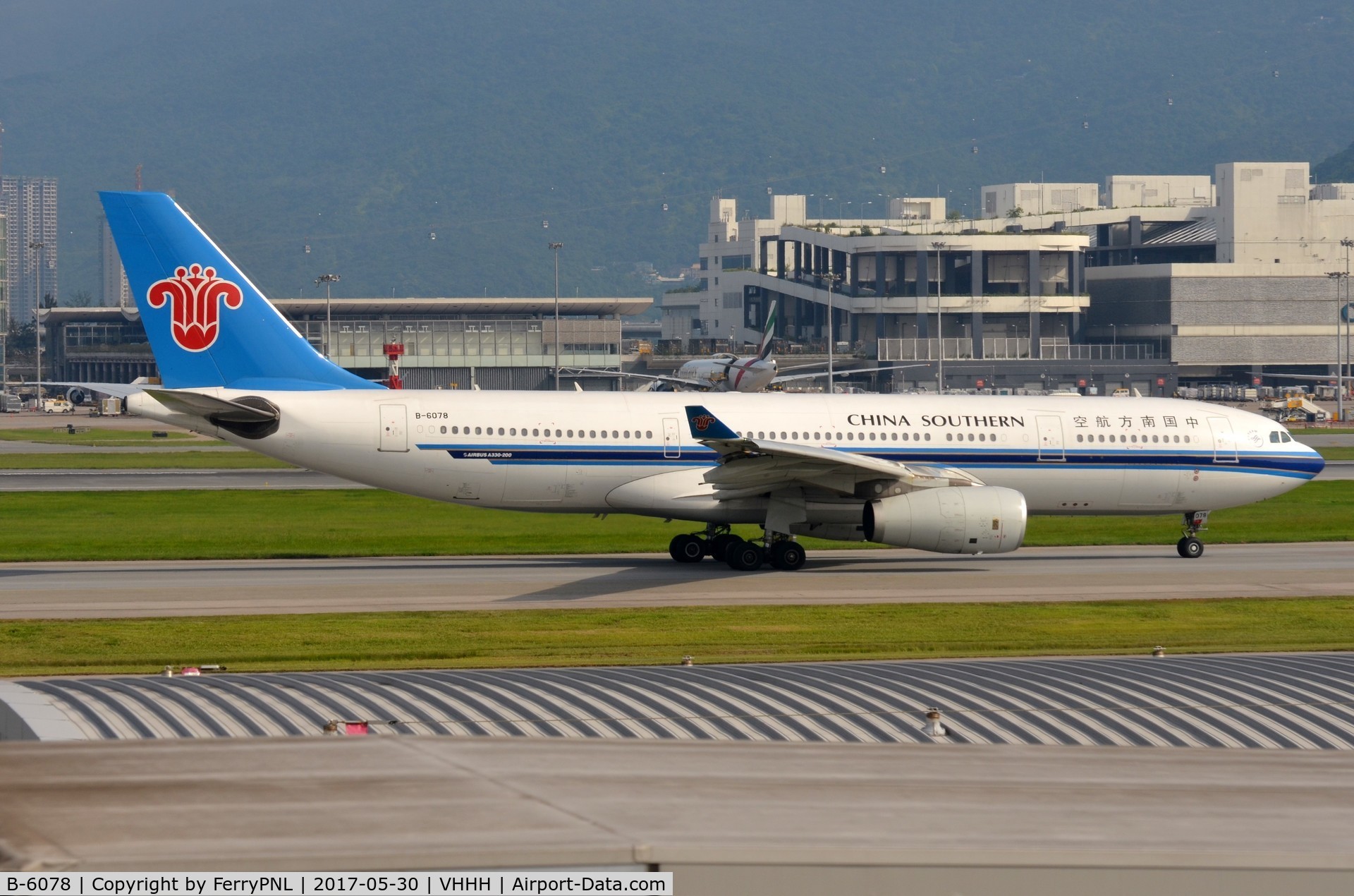 B-6078, 2007 Airbus A330-243 C/N 840, China Southern A332 taxying for departure.