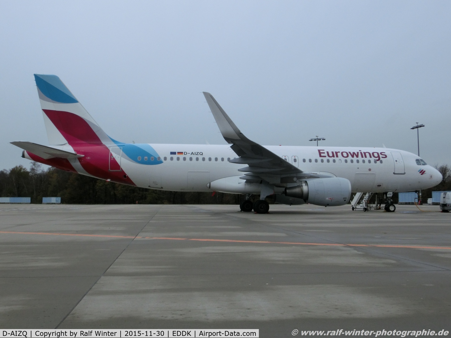 D-AIZQ, 2013 Airbus A320-214 C/N 5497, Airbus A320-214(W) - EW EWG Eurowings ex Lufthansa - 5497 - D-AIZQ - 30.11.2015 - CGN