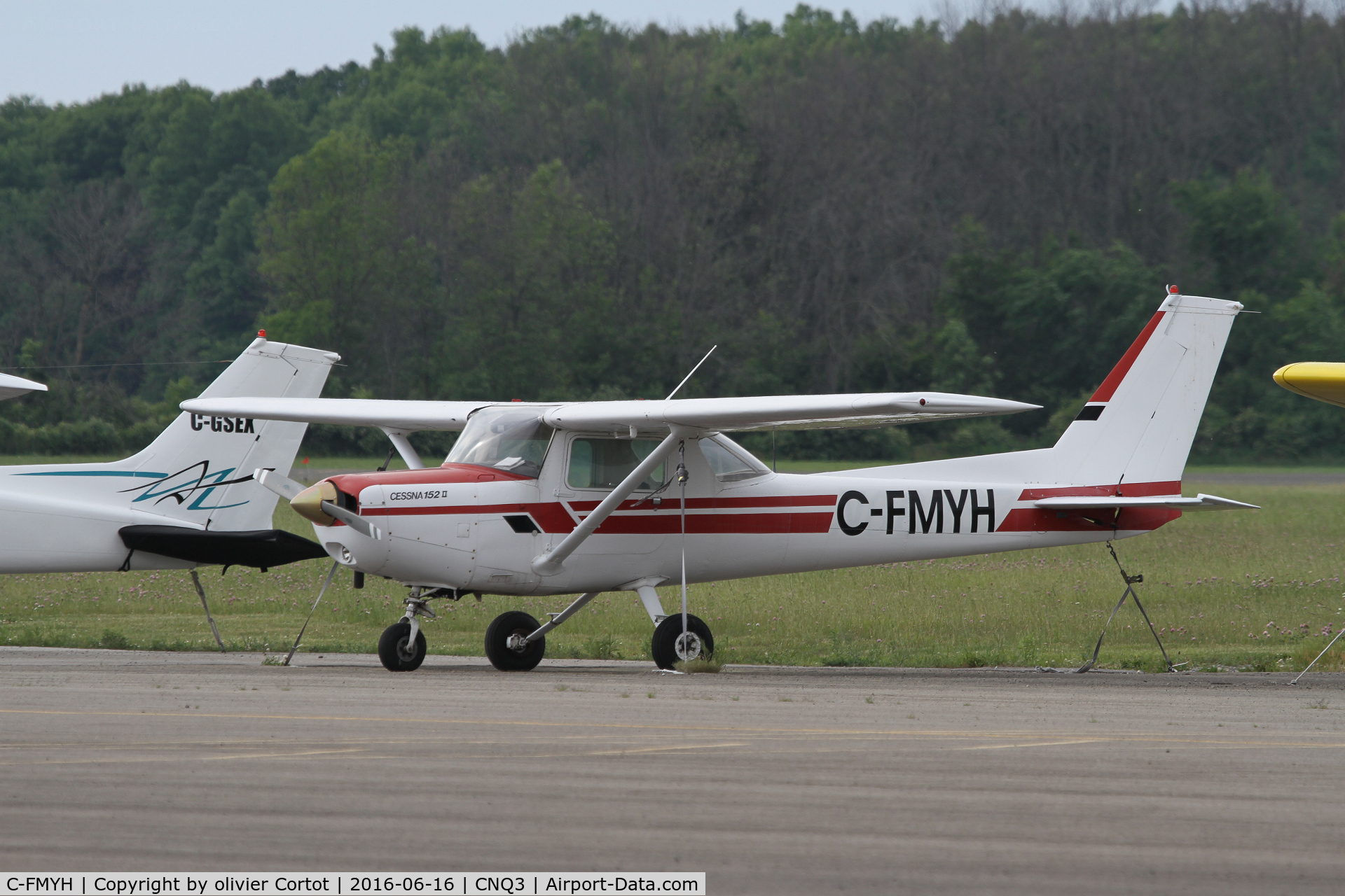C-FMYH, 1978 Cessna 152 C/N 15282314, Ontario