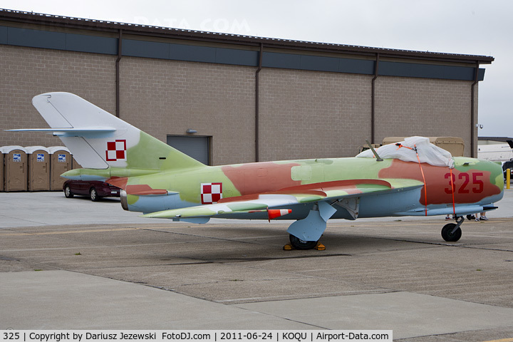 325, PZL-Mielec Lim-6bis C/N 1F-0325, PZL Mielec Lim-6bis (MiG-17) CN 1FO325