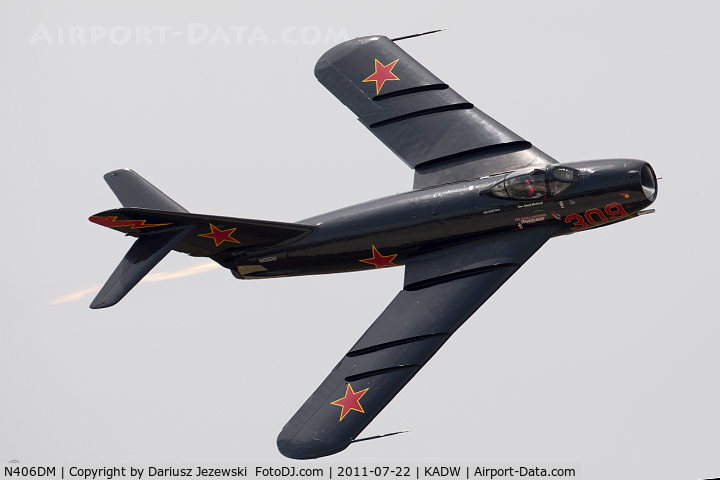 N406DM, 1957 Mikoyan-Gurevich MiG-17T C/N 0613, MiG-17T CN 0613 - Will Ward, N406DM