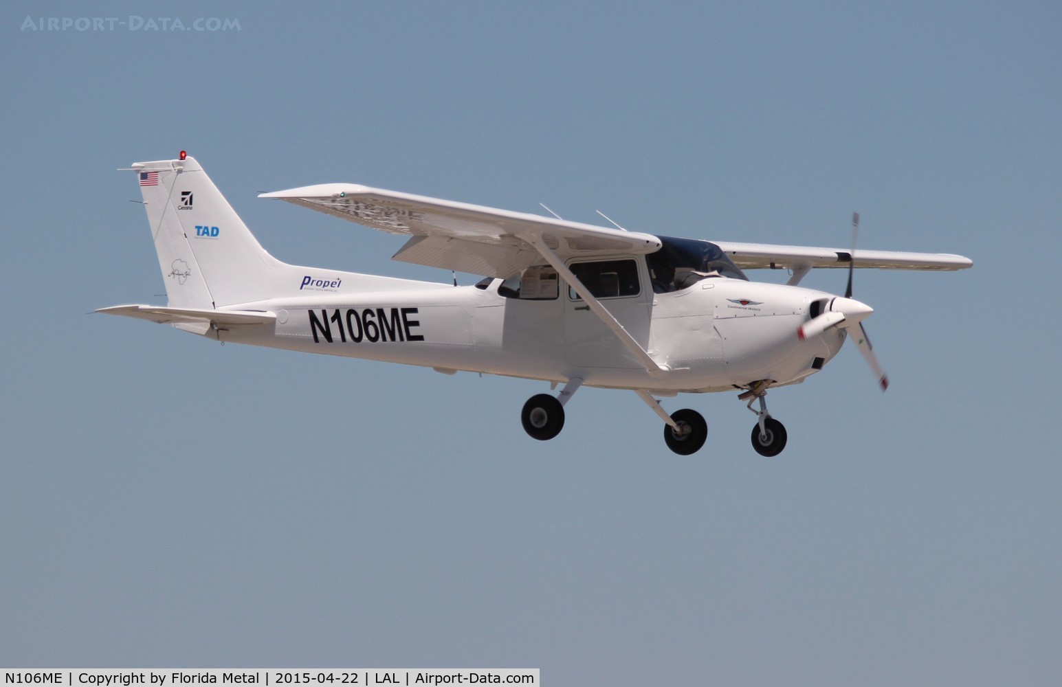 N106ME, 2000 Cessna 172S C/N 172S8479, Cessna 172S