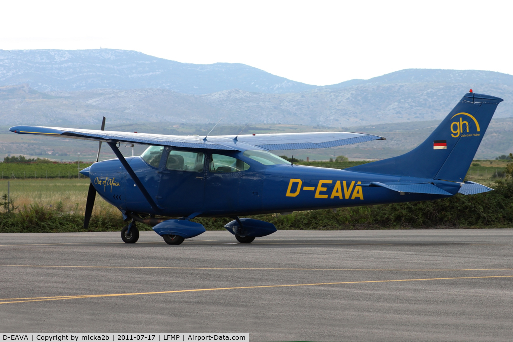 D-EAVA, Cessna 182M Skylane Skylane C/N 18259806, Parked