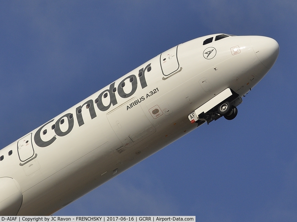 D-AIAF, 2015 Airbus A321-211 C/N 6459, Condor take off to Dusseldorf