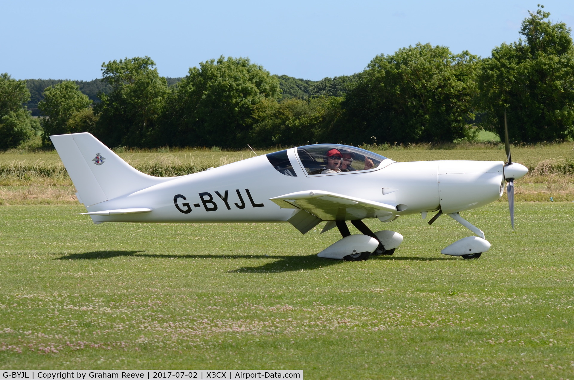 G-BYJL, 1999 Aero Designs Pulsar lll C/N PFA 202-13311, Just landed at Northrepps.