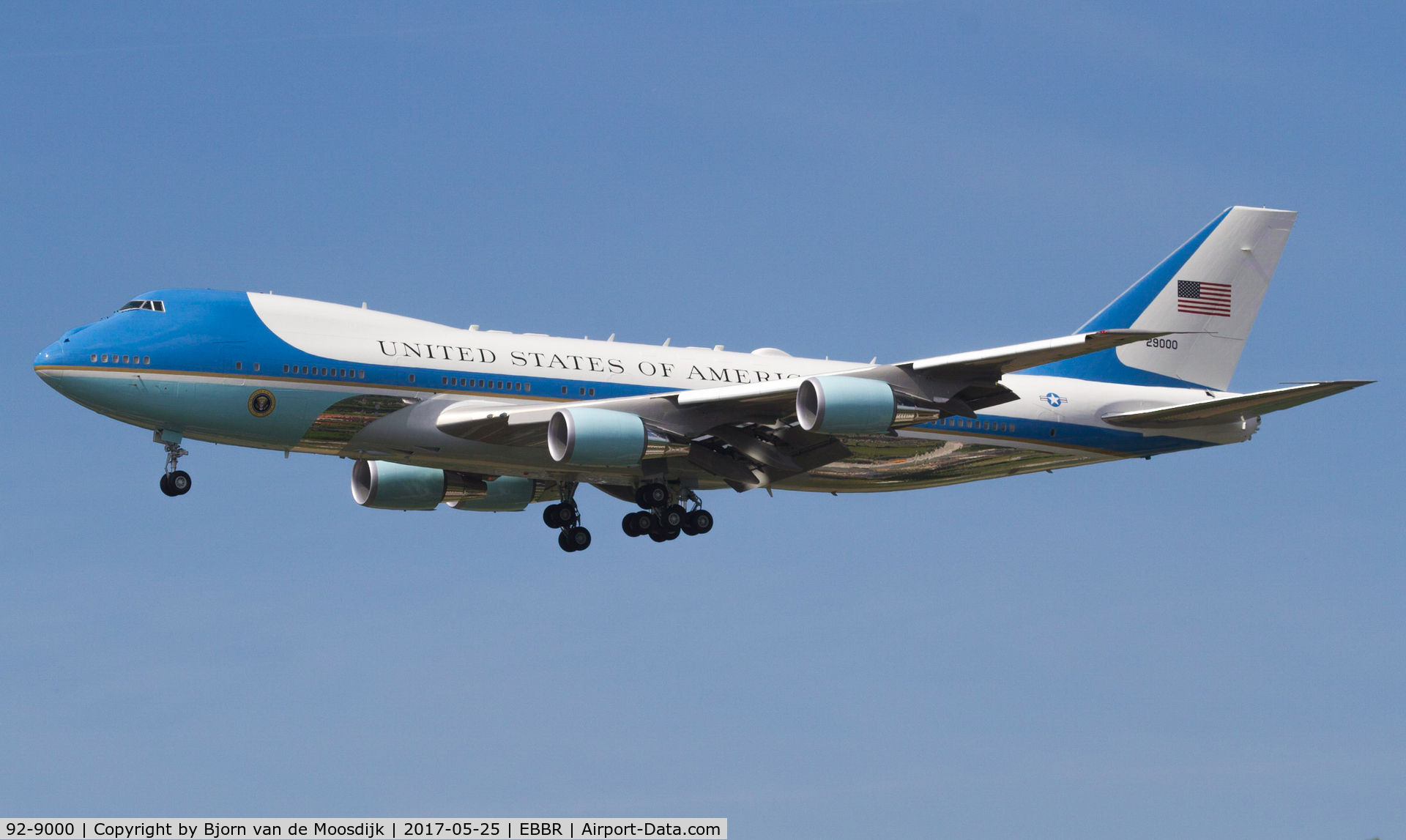 92-9000, 1987 Boeing VC-25A C/N 23825, AirForce one visits Brussels