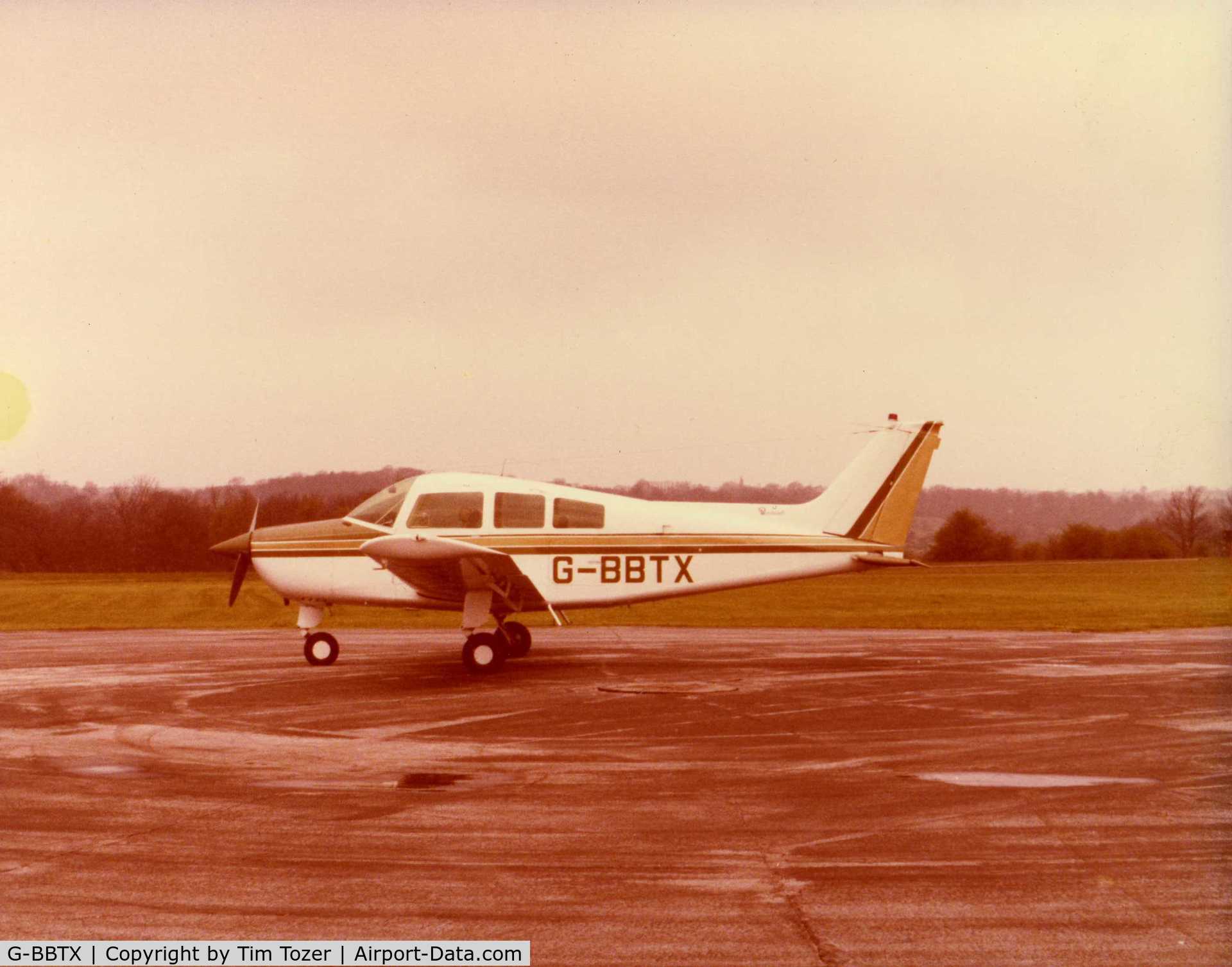 G-BBTX, 1974 Beech C23 Sundowner 180 Sundowner 180 C/N M-1524, New at Eagle Aircraft Co , Watford, England  - Owned by Tim Tozer