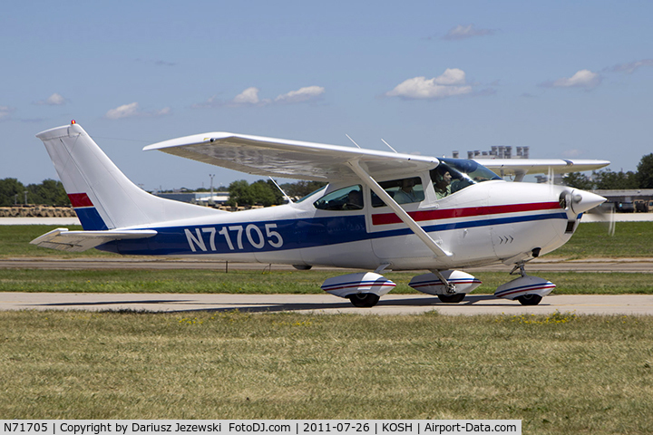 N71705, 1969 Cessna 182M Skylane C/N 18259724, Cessna 182M Skylane CN 18259724, N71705