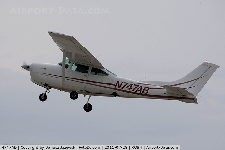 N747AB, 1979 Cessna R182 Skylane RG C/N R18201302, Cessna R182 Skylane RG CN R18201302, N747AB