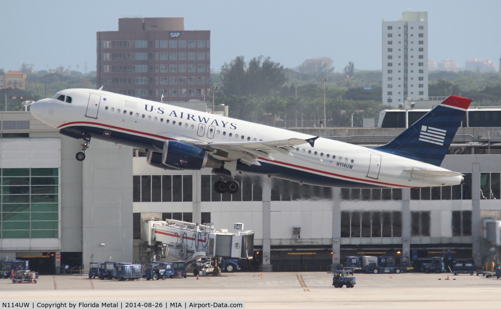 N114UW, 1999 Airbus A320-214 C/N 1148, US Airways