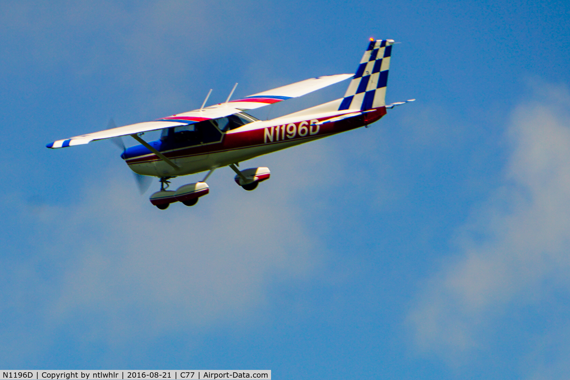 N1196D, Cessna 152 C/N A1520764, In Flight at the Poplar Grove Pancake Breakfast Fly In.