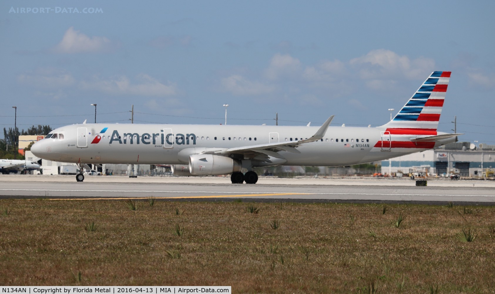 N134AN, 2015 Airbus A321-231 C/N 6495, American