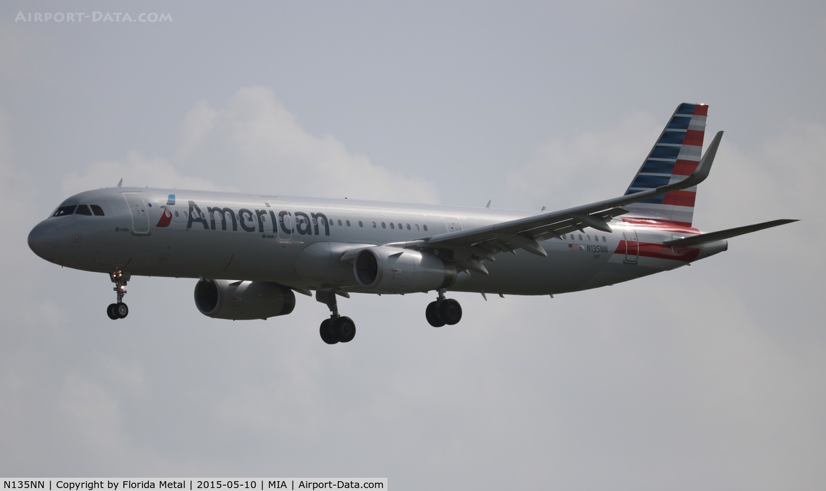 N135NN, 2015 Airbus A321-231 C/N 6520, American