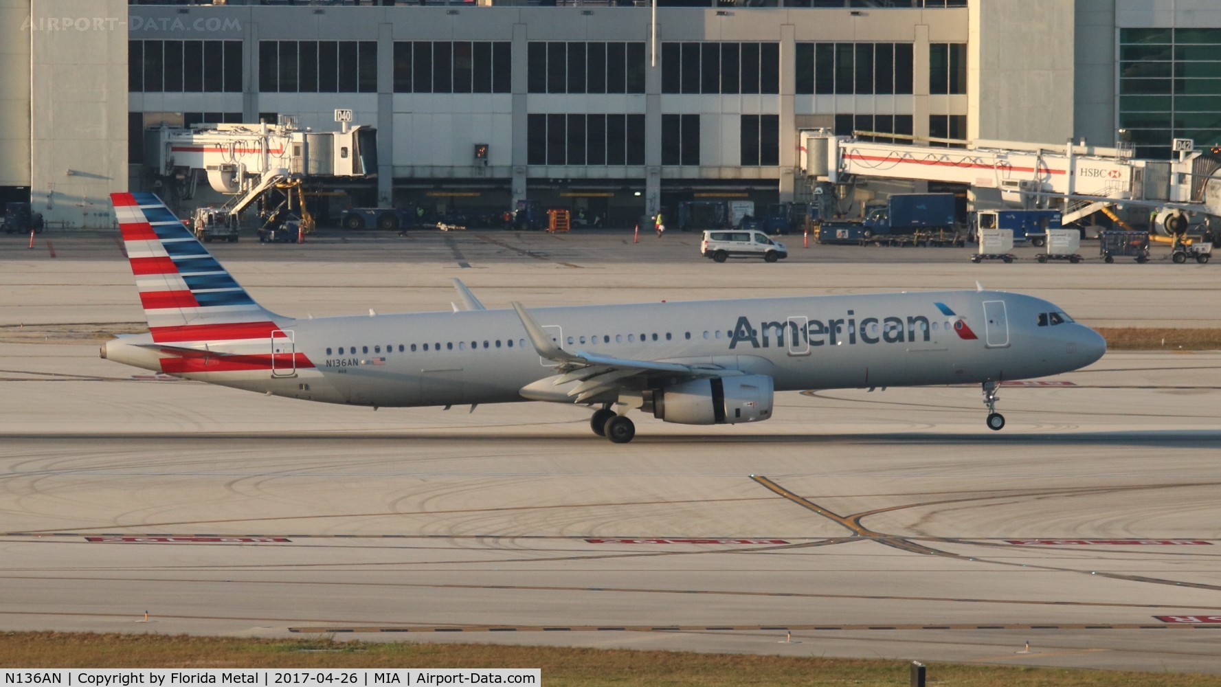 N136AN, 2015 Airbus A321-231 C/N 6532, American