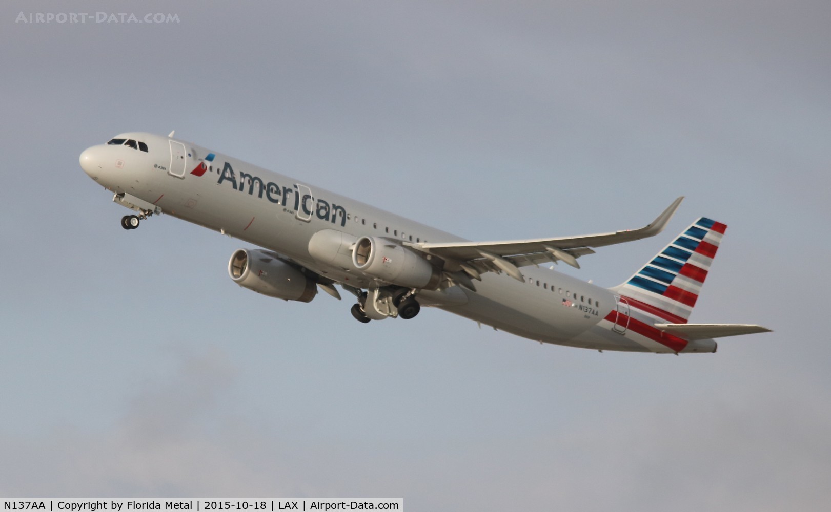 N137AA, 2015 Airbus A321-231 C/N 6647, American