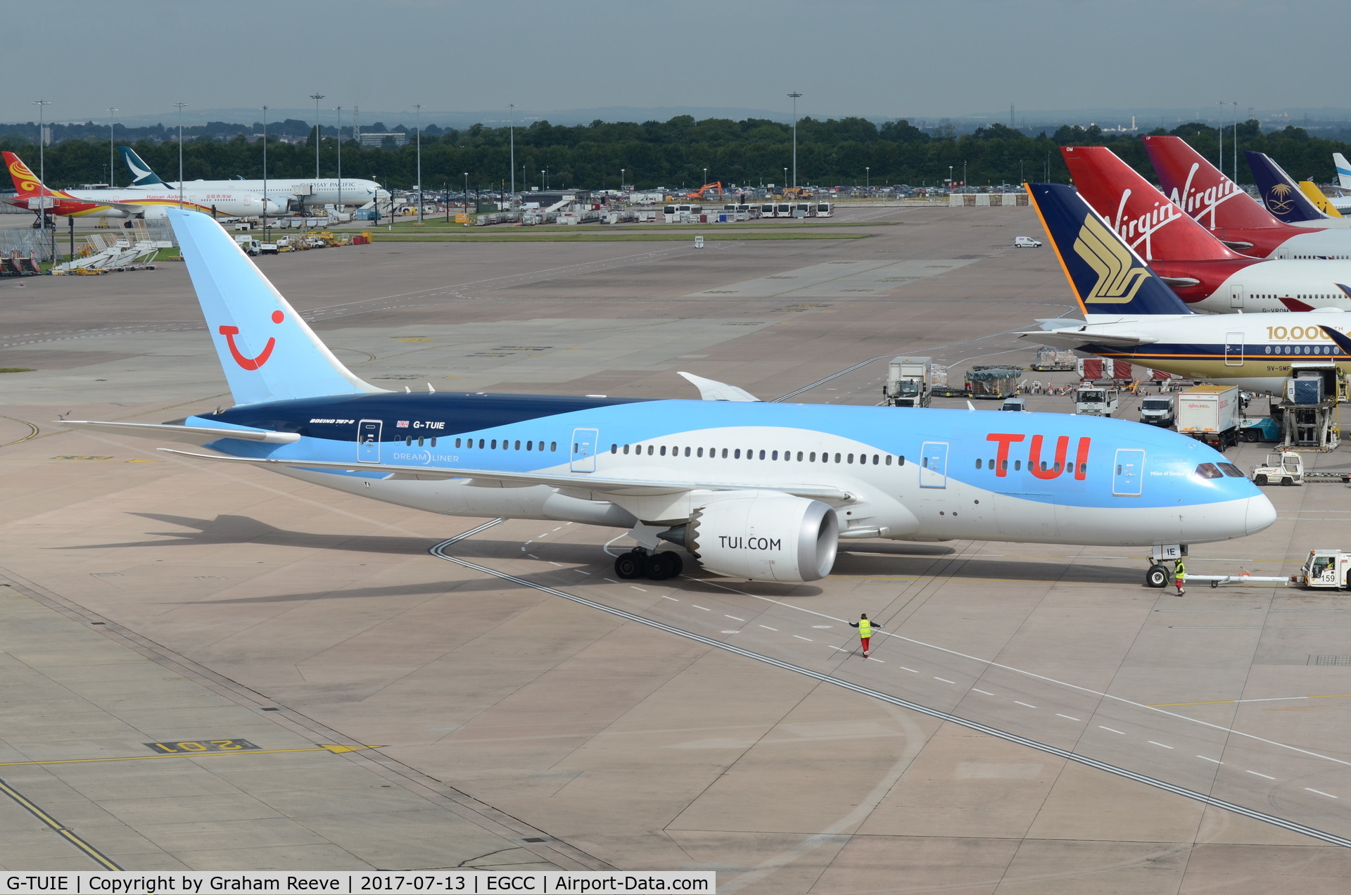 G-TUIE, 2014 Boeing 787-8 Dreamliner C/N 37227, About to depart from Manchester.
