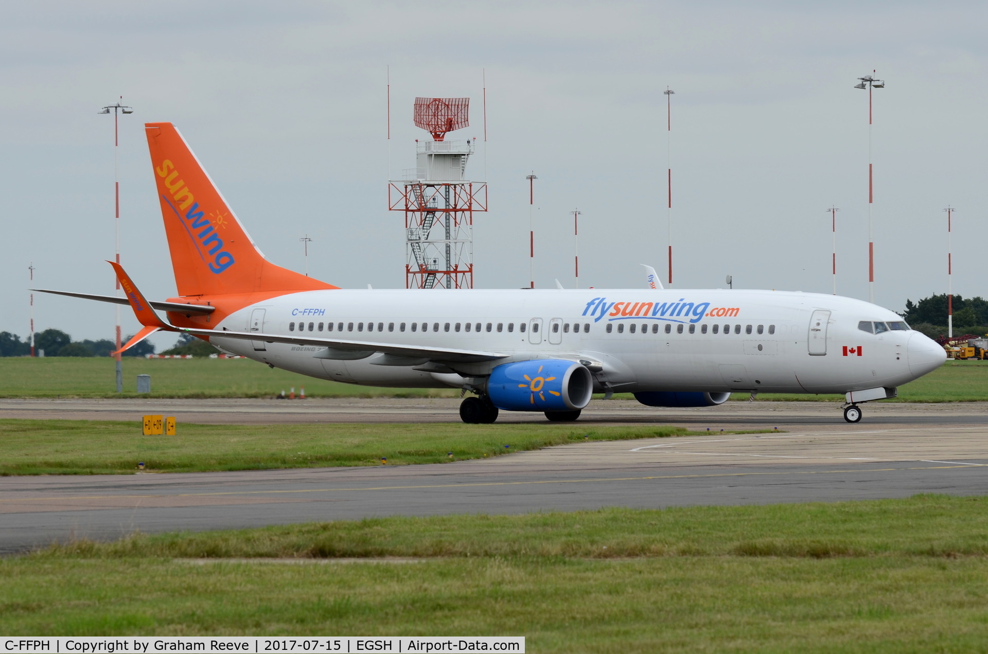 C-FFPH, 2014 Boeing 737-81D C/N 39440, Just landed at Norwich.