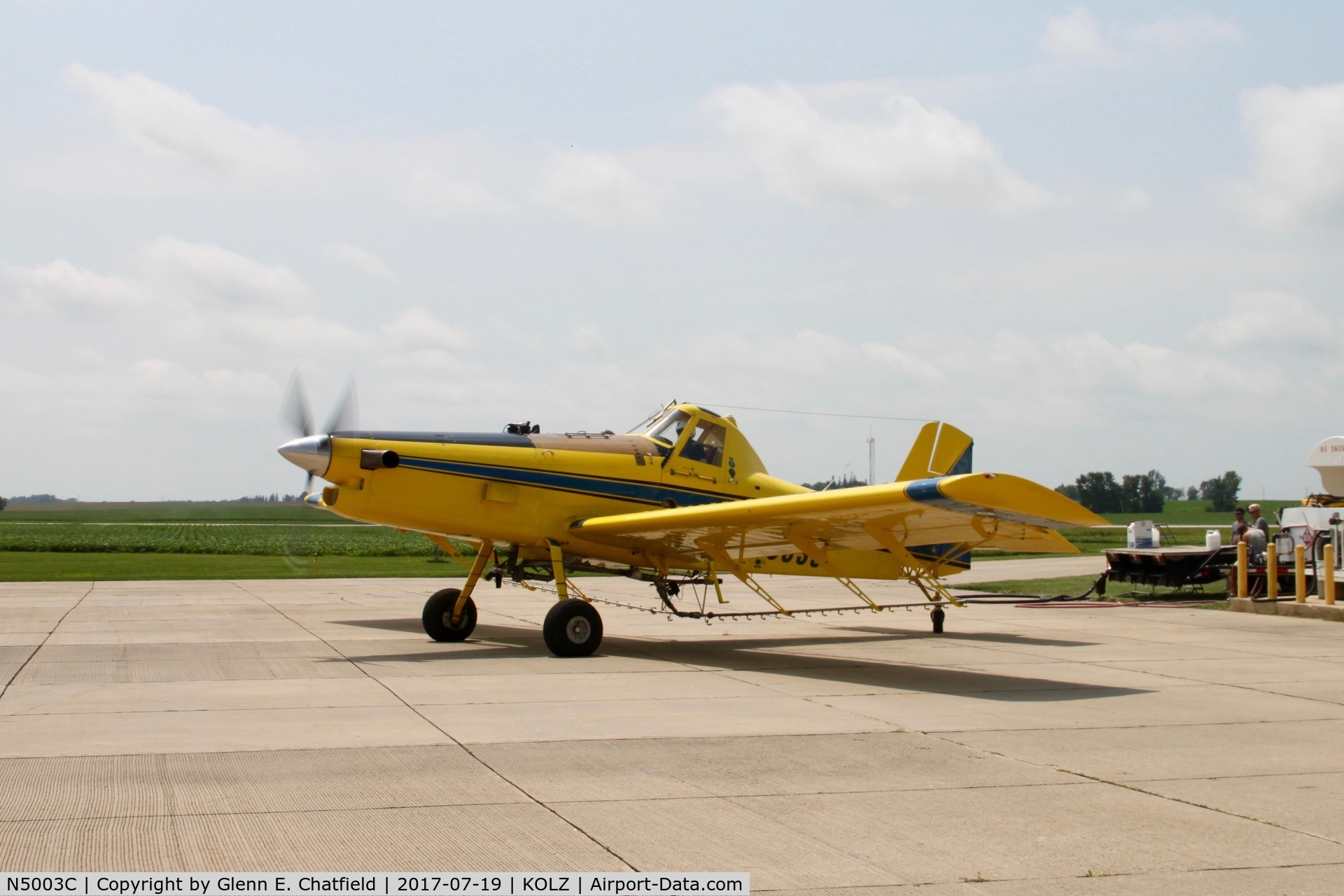 N5003C, 1996 Air Tractor AT-502B C/N 502B-0396, Taxiing out for work