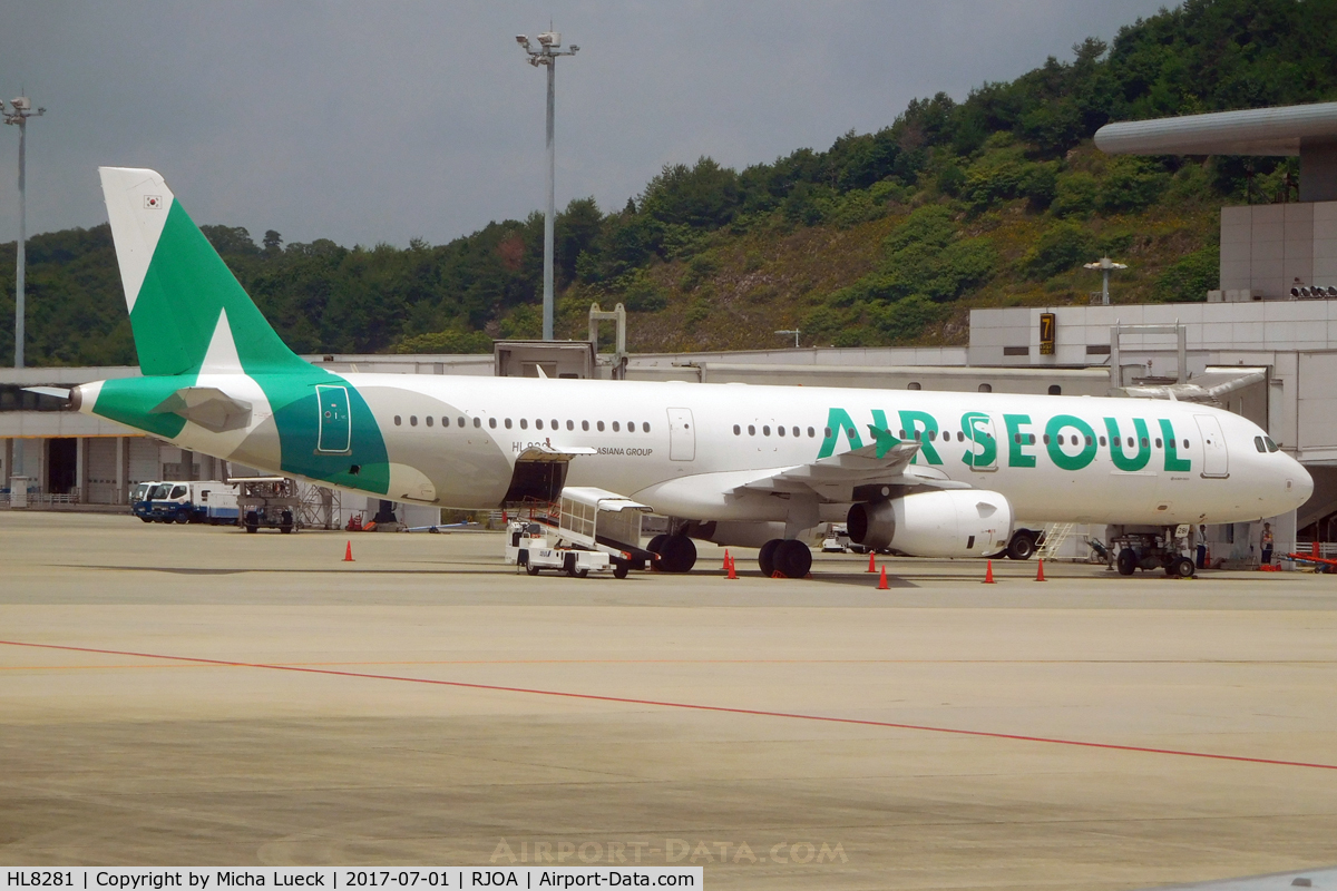 HL8281, 2013 Airbus A321-231 C/N 5774, At Hiroshima