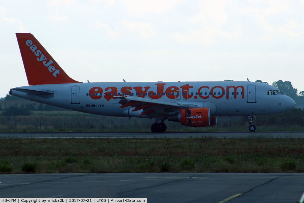 HB-JYM, 2011 Airbus A319-111 C/N 4667, Taxiing