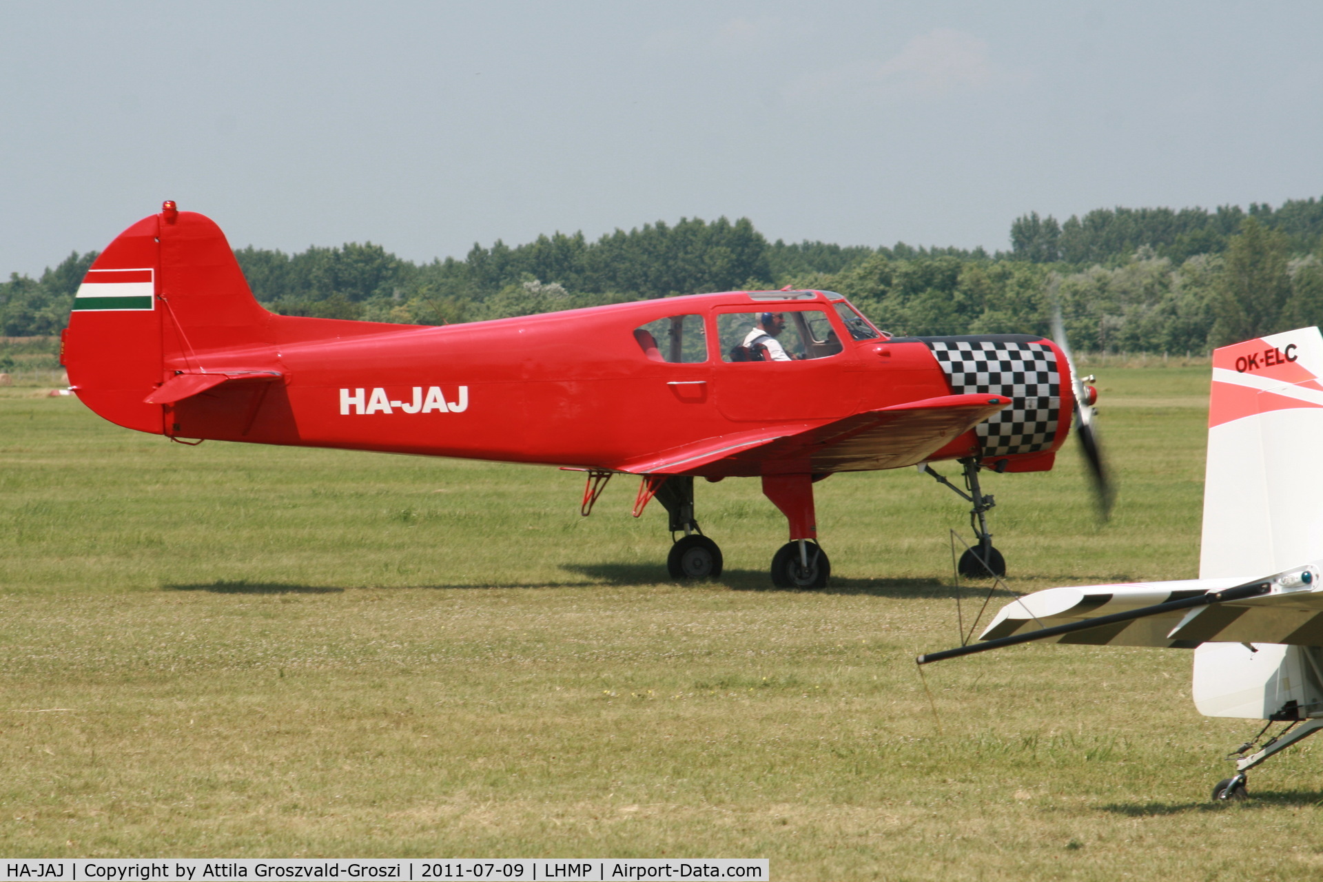 HA-JAJ, 1980 Yakovlev Yak-18T C/N 22202040216, Matkó Airport - Matkópuszta, Hungary