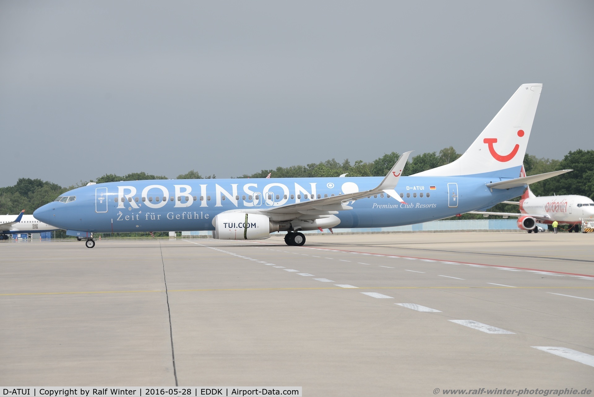 D-ATUI, 2011 Boeing 737-8K5 C/N 37252, Boeing 737-8K5(W) - X3 TUI TUIfly 'Robinson Club' - 37252 - D-ATUI - 28.05.2016 - CGN