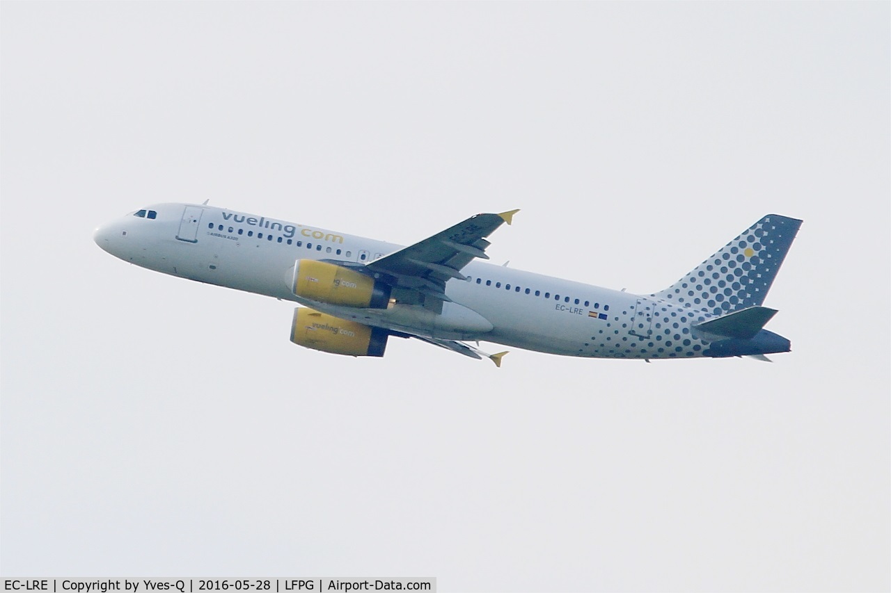EC-LRE, 2002 Airbus A320-232 C/N 1914, Airbus A320-232, Take off rwy 08L, Roissy Charles De Gaulle airport (LFPG-CDG)