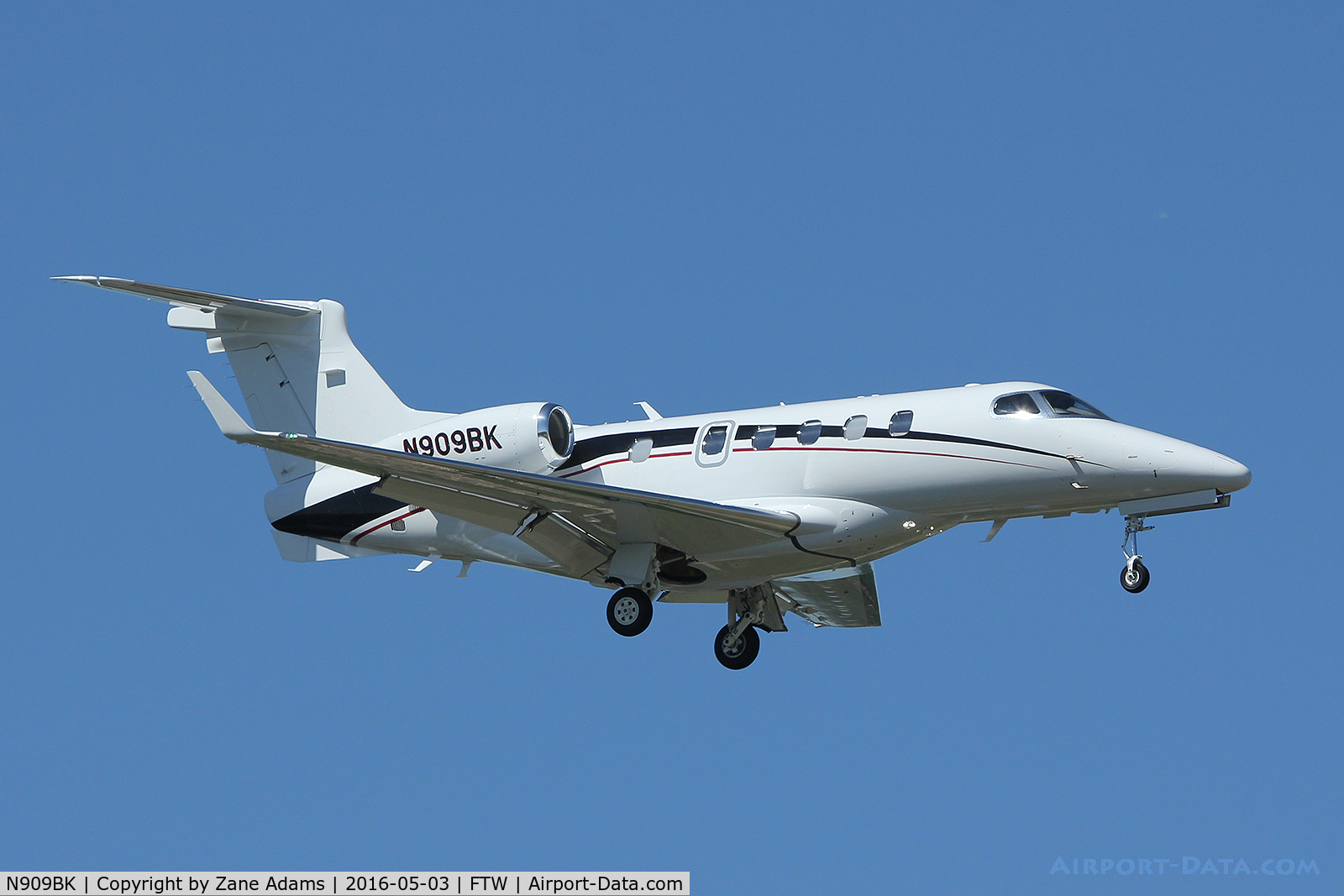 N909BK, 2015 Embraer EMB-505 Phenom 300 C/N 50500293, Meacham Field - Fort Worth, TX