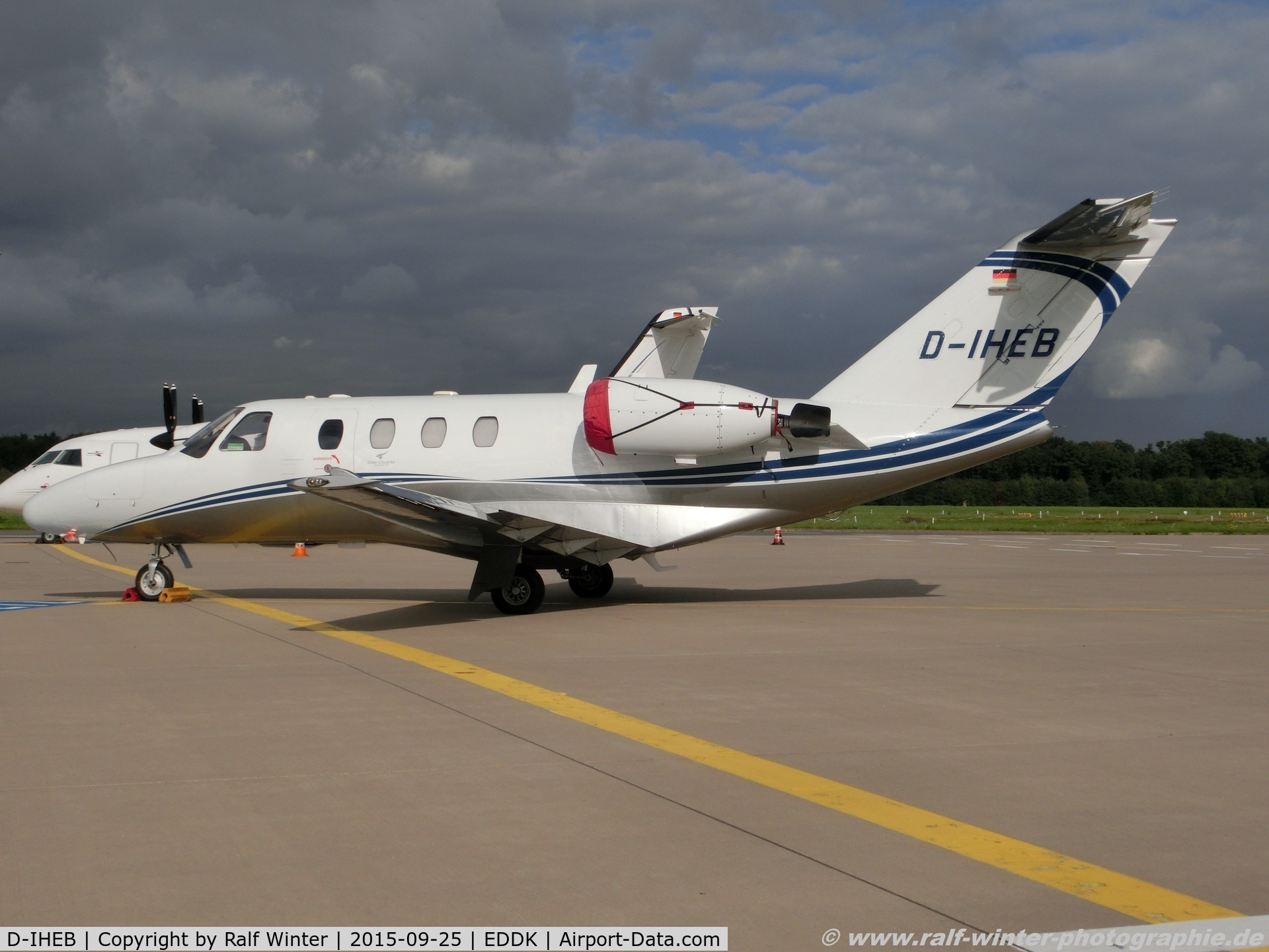 D-IHEB, 1994 Cessna 525 CitationJet CJ1 C/N 525-0064, Cessna 525 CitationJet 1 - SCR Silver Cloud Air - 525-0064 - D-IHEB - 25.09.2015 - CGN