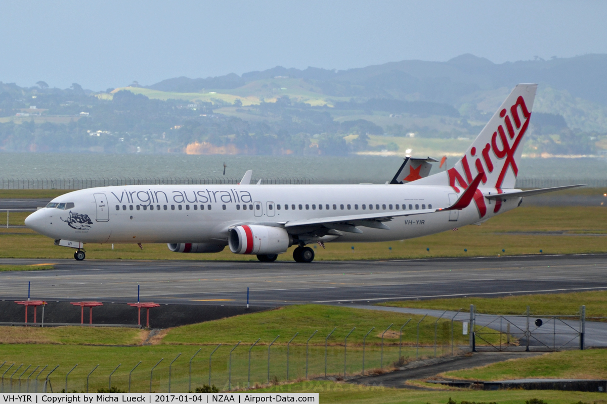 VH-YIR, 2012 Boeing 737-8FE C/N 39925, At Auckland