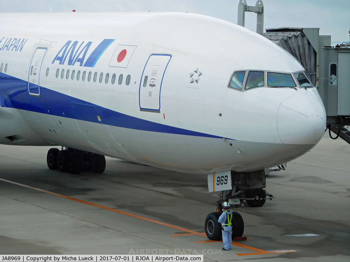 JA8969, 1996 Boeing 777-281 C/N 27032, At Hiroshima