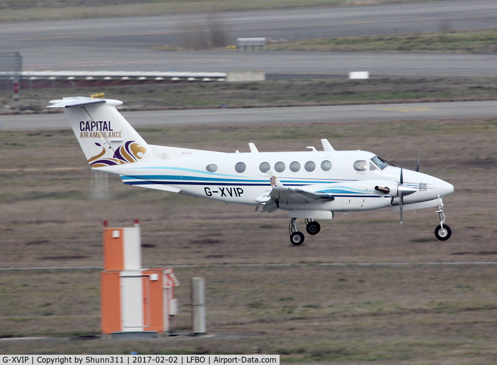 G-XVIP, 1980 Beech 200 Super King Air C/N BB-588, Landing rwy 14R