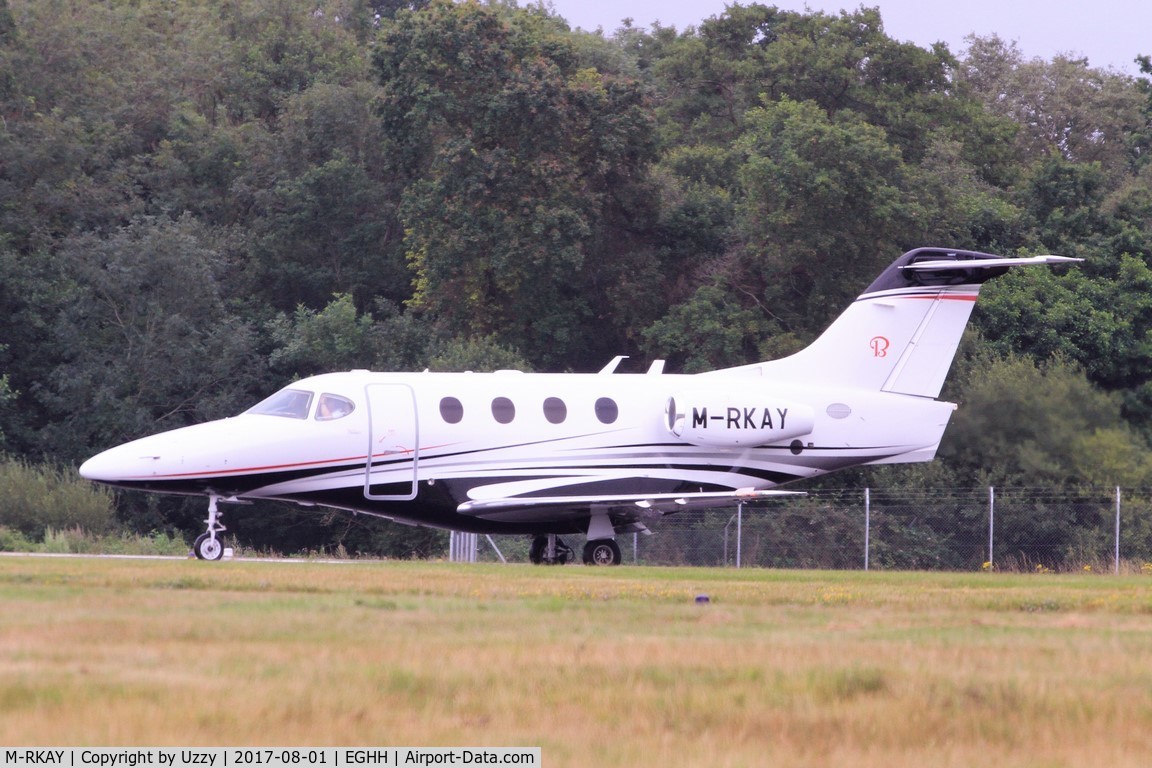 M-RKAY, 2003 Raytheon 390 Premier I C/N RB-88, Departing zero 26