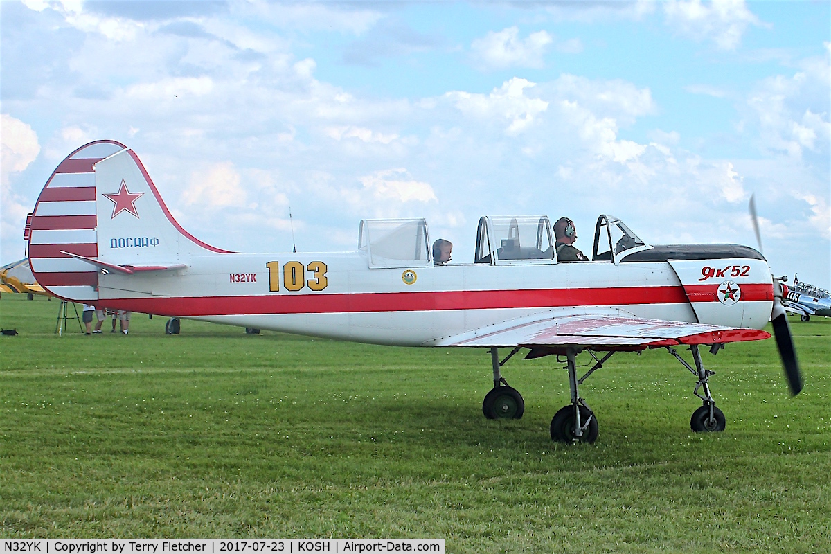 N32YK, 1986 Yakovlev Yak-52 C/N 866907, At 2017 EAA Airventure at Oshkosh