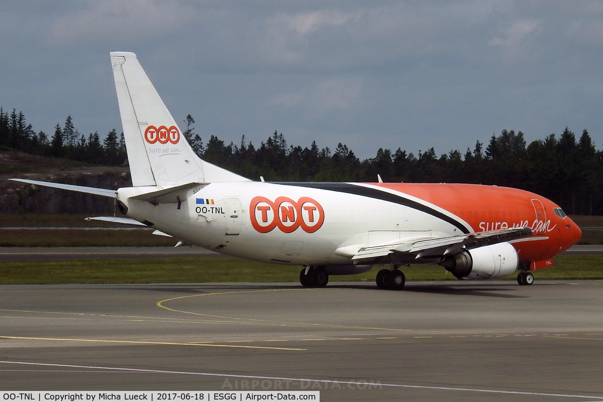 OO-TNL, 1998 Boeing 737-34S C/N 29109, At Gothenburg