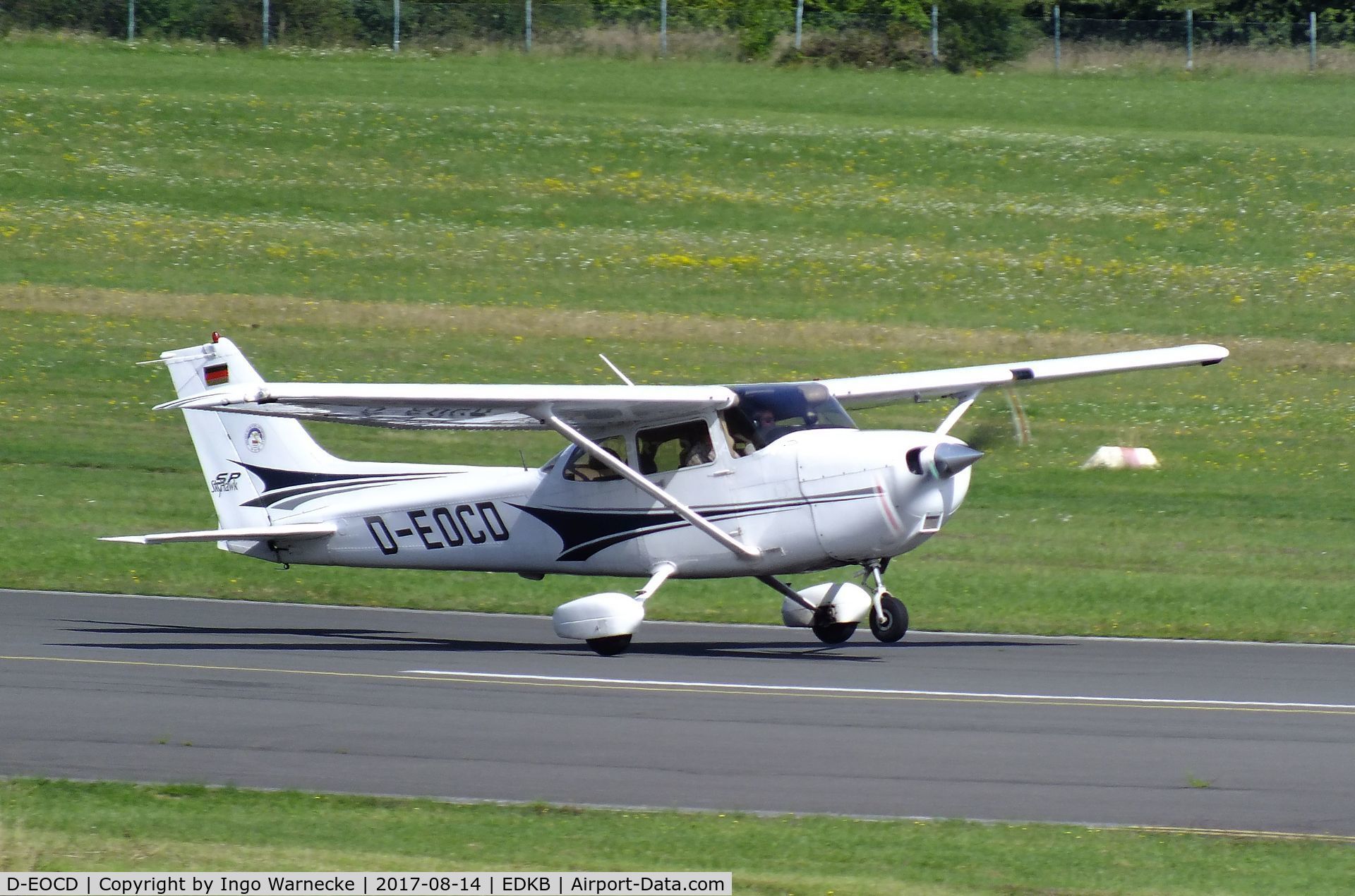 D-EOCD, 2004 Cessna 172S Skyhawk SP C/N 172S9675, Cessna C172SP at Bonn-Hangelar airfield