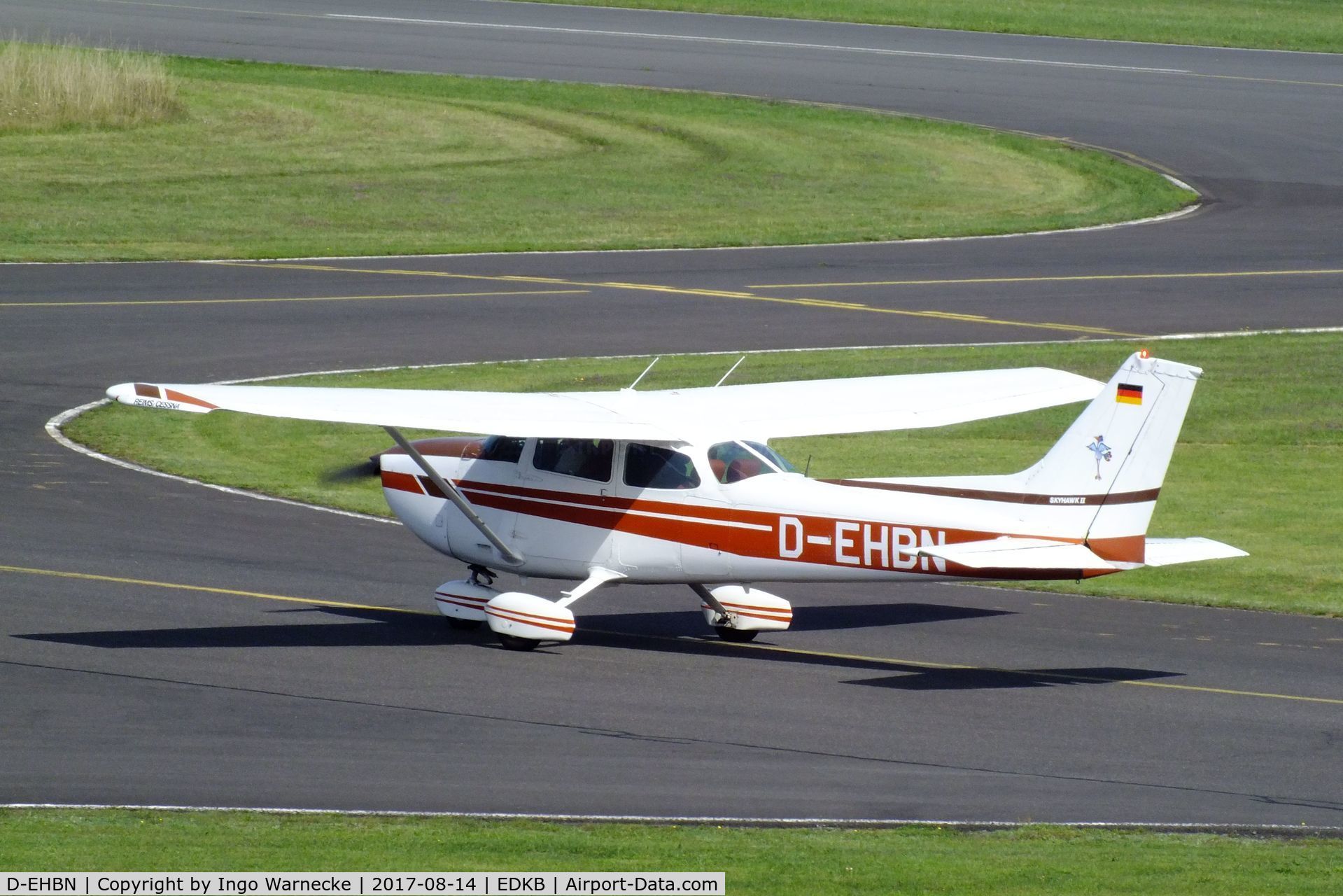 D-EHBN, Reims F172N Skyhawk Skyhawk C/N F172-01755, Cessna (Reims) F172N Skyhawk at Bonn-Hangelar airfield