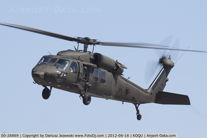 00-26869, Sikorsky UH-60L Black Hawk C/N 70.4505, UH-60L Blackhawk 00-26869  from 1/126th AVN  Quonset Point ANGS, RI