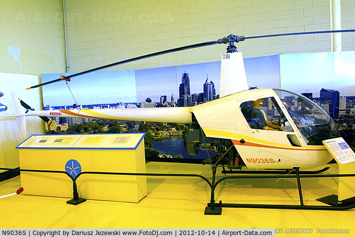 N9036S, 1981 Robinson R22 C/N 0097, Robinson R22 Beta  C/N 0097 - American Helicopter Museum, N9036S
